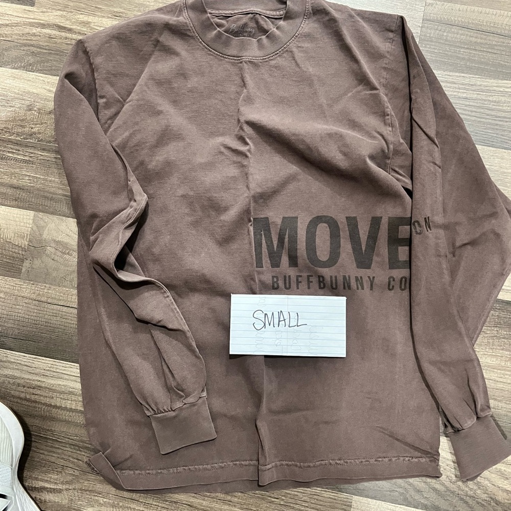 Buffbunny moves long sleeve tee small